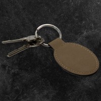 This Daddy Belongs to... Father's Day Light Brown Leatherette Oval Keyring